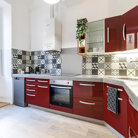 36 Stalngrad - Spacieux - Le Port - 6 Pers Apartament